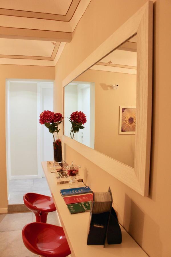 Triscele Glamour Rooms Palermo Exterior foto